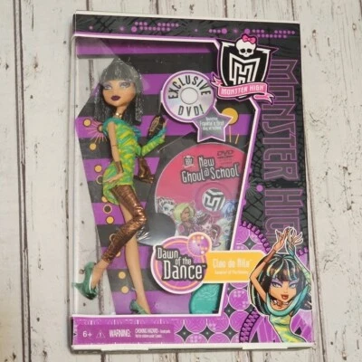 Monster High Dolls Cleo de Nile Dawn of the Dance Exclusive With DVD 2011 NIB - Image 1 of 4
