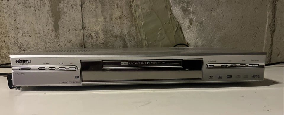 Memorex MVDR2102 DVD Recorder Player Dual Format CD MVDR-2102  - Image 1 of 1