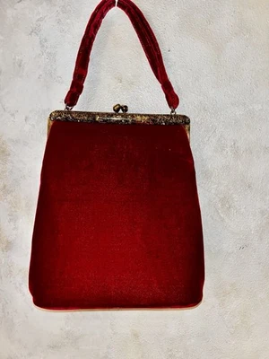 Vintage Red Velvet Purse Hand Bag Acrylic Glitter Bar Kiss Clasp - Image 1 of 4
