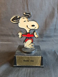 Vintage Snoopy "Thank You"Aviva Hong Kong Snoopy Trophy Figurine Peanuts Gang - Picture 1 of 12
