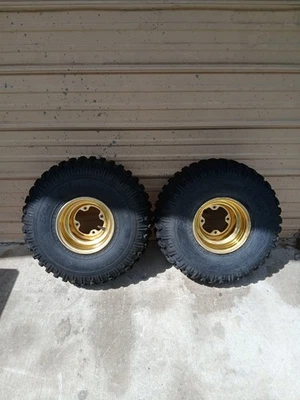 1984 ATC250r 250r 原始设备制造商本田后轮轮轮辋金色带蝎子轮胎良好 — 第 1/4 张图片