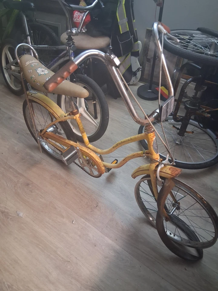 Bicicleta Schwinn Stingray 1976 vintage Fair Lady amarilla Foto 1 de 1