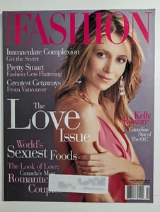 Kelly Rowan Fashion Canada February 2004 - Bild 1 von 1