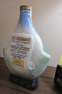 Vintage 1969 Beam Black Hills Flasche echtes Regal China kostenloser Versand - Bild 1 von 4