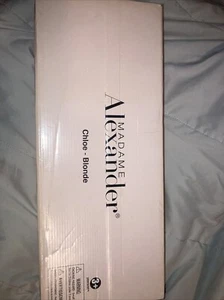 2010 Madame Alexander CHLOE Puppe 18 Zoll blond blauäugig gekleidet neuwertig mit Karton! NEU - Bild 1 von 3
