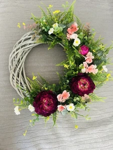 Handmade floral door wreath. - Picture 1 of 4
