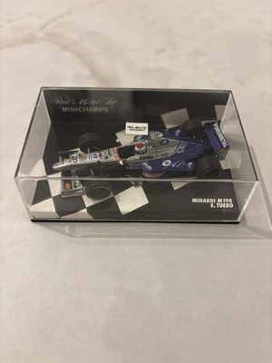 Minichamps 1/43 F1 1998 Minardi M198 E. Tuero - Formula One Diecast — 第 1/4 张图片