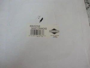 ONE NEW Genuine Briggs & Stratton 692232 Crankcase Gasket - Picture 1 of 1