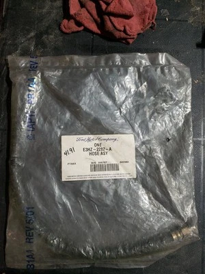 New NOS Ford Rear Brake Hose E3HZ-2282-A F-700 F-800 L-Series Truck - Image 1 of 4