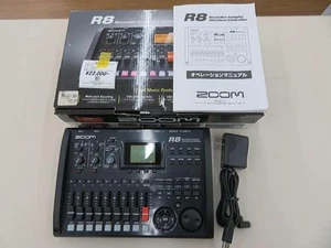 Zoom R8 Digital Multitracker Used Music Production System with 2GB SD - Picture 1 of 11