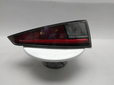Luz trasera TOYOTA PRIUS N/S 2015-2018 5 puertas hatchback LH 8159147011  - Imagen 1 de 4
