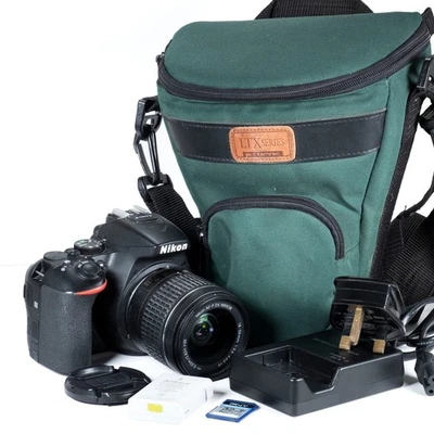 Nikon D5600 DSLR + 18-55mm AF-P VR Lens Kit 32GB SD Memory 2,262 Shutter Count - Image 1 of 4