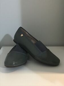Venettini designer gray patent leather slip on girls shoes size 30 brand new