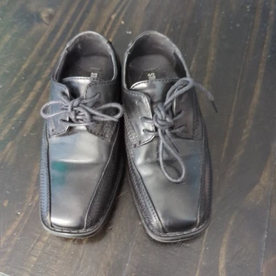 TODDLER YOUTH BOYS *STACEY ADAMS* DICKINSON DRESS SHOE SIZE 9 M - Image 1 of 4