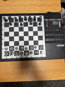 SAITEK Kasparov Turbo Entrenador Avanzado - Juego de Ajedrez Electrónico 1992 - Completo - Imagen 1 de 6