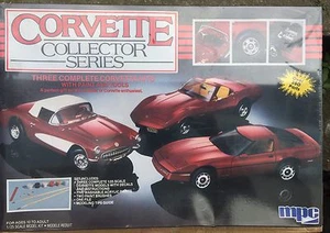ERTL MPC CORVETTE COLLECTOR SERIES Scala 1:25 VINTAGE NEW!!! - Foto 1 di 3