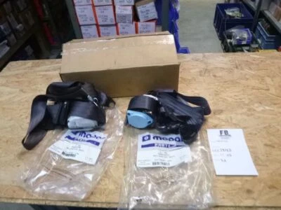 Chrysler Concorde LHS 300M 1998-1999 2* cinturón seguridad delantero derecho izquierdo Foto 1 de 4