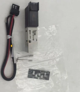 1 pieza nuevo ajuste para válvula solenoide VQD1151W-5M-M5 - Imagen 1 de 2