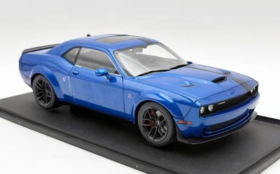 S1805710 - Dodge Challenger R/T Scat Pack Widebody 2023 - 1:18 model by Solido - Image 1 of 4