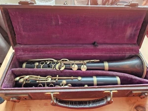Vintage Rosewood Clarinet And Case - Picture 1 of 17