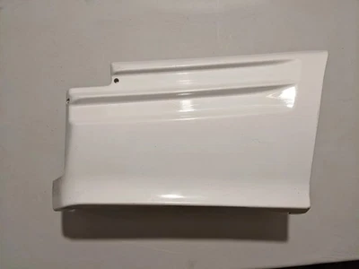 91-94 Oldsmobile Bravada Quarter Panel CLADDING TRIM Rear RH Passenger Side  - Image 1 of 4