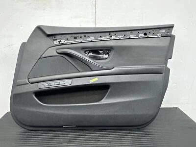 2013 - 2016 BMW M5 F10 OEM RIGHT FRONT INNER DOOR PANEL *NO CARBON TRIM* - Imagem 1 de 4