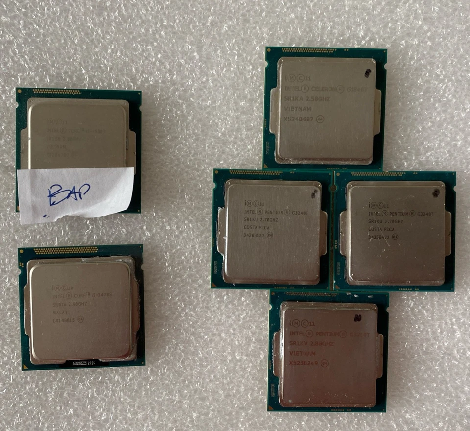Lote de 4 CPU Intel (más 2). Lee la descripción.  ¿4 trabajos y dos?? Foto 1 de 4