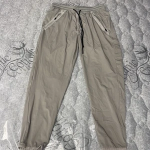 KITH Pants Lightweight Classic Mercer Drawstring Sz M Zip Pockets LightGray FLAW - Picture 1 of 9