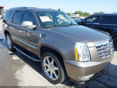 Fuse Box Engine Fits 10-14 ESCALADE 3637472 Foto 1 de 4