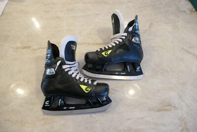 Patines de hockey Graf -Ligeramente usados (talla de zapato 7 1/2 o patín de tamaño 6 - 6 1/2) Foto 1 de 4