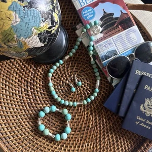 Ralph Lauren Aqua und Türkis Perlen Halskette, Armband, Ohrring Schmuck Set - Bild 1 von 4