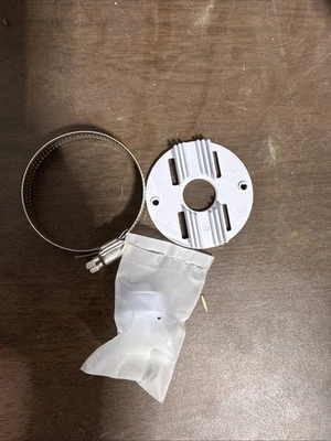 OEM Ubiquiti G5 Pro, G4 Pro, G5 Bullet Pole Pipe Mounting Kit - Image 1 of 2