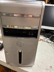 Dell Inspiron 530 Desktop Computer Intel C2D 4GB Ram 2 GHZ Windows XP - Picture 1 of 17