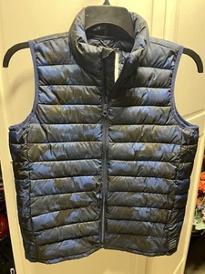 Gap Kids XL Blue/black  Camo Puffer Vest  - Picture 1 of 11