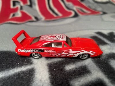 Dodge Charger Daytona 1969 Final Run 2003 Hot Wheels #198 Metal Collection - Image 1 of 4