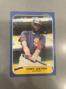 TONY GWYNN 1986 Fleer Baseball Card HOF #323 San Diego Padres