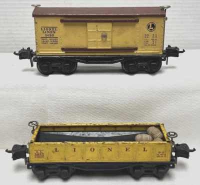 LOT OF 2 LIONEL PREWAR O-GAUGE FREIGHT CARS -2655-3652 WITH 7 BARRELS - Image 1 of 4