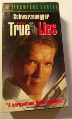 True Lies  Arnold Schwarzenegger, Jamie Lee Curtis, Tom Arnold (VHS, 1995) - Image 1 of 4