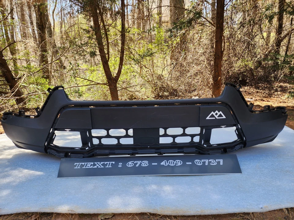 Cubierta de parachoques inferior delantera Ford Explorer Timberline 2021-2024 OEM MB5B-17F775-DCW  Foto 1 de 4