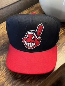 Vintage Cleveland Indians New Era eng anliegende Wollmütze Gr. 7 Chief Wahoo USA HERGESTELLT SCHÖN - Bild 1 von 6
