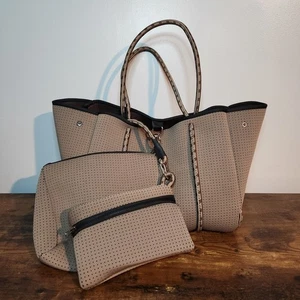 POPUPS Large Neoprene Tote Bag - Travel Work Beach w/ Pockets and Zipper Pouch - Picture 1 of 21