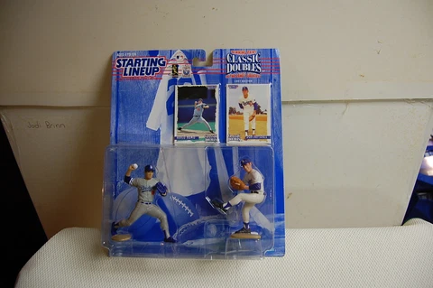 Starting Lineup Action Figure 1997 Winning Pairs Hideo Nomo Don Drysdale NIB Cover
