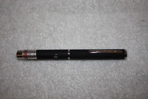 Meade Green Laser Pointer #608002 532nm 5mW - Fresh Batteries - New Old Stock - Picture 1 of 3