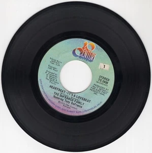 THE DEFRANCO FAMILY Heartbeat Its A Lovebeat/Sweet Loretta 7" 45rpm Vinyl Record - Picture 1 of 2