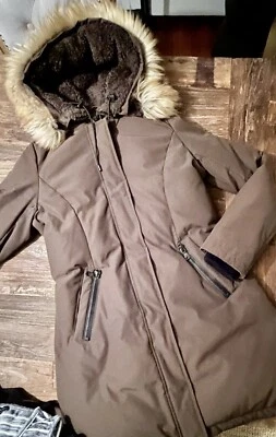 Abrigo de plumón Vince Caputo medio muslo verde oliva para mujer talla mediana ¡Tan cálido!! Foto 1 de 4