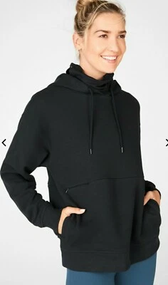 Sudadera con capucha Fabletics Fallon negra para cubrir la cara talla grande 4X Foto 1 de 4