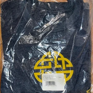 NEW Legendary Pictures Yellow Logo 2014 Comic Con XXL T-Shirt ~ FREE SHIPPING ! - Imagen 1 de 3