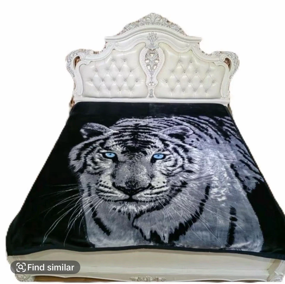 Luxury Soft Plush Blanket Queen/King Size – Animal Printed Warm Bed Cover Throw - Image 1 of 4