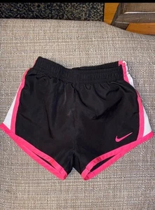 Nike Dri-Fit Shorts Kids 1-3 Years Girls - Picture 1 of 3
