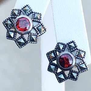 Pendientes Granate Vintage Plata Esterlina Marcasita Floral 925 Tachuelas Piedra Natal .5" - Imagen 1 de 5